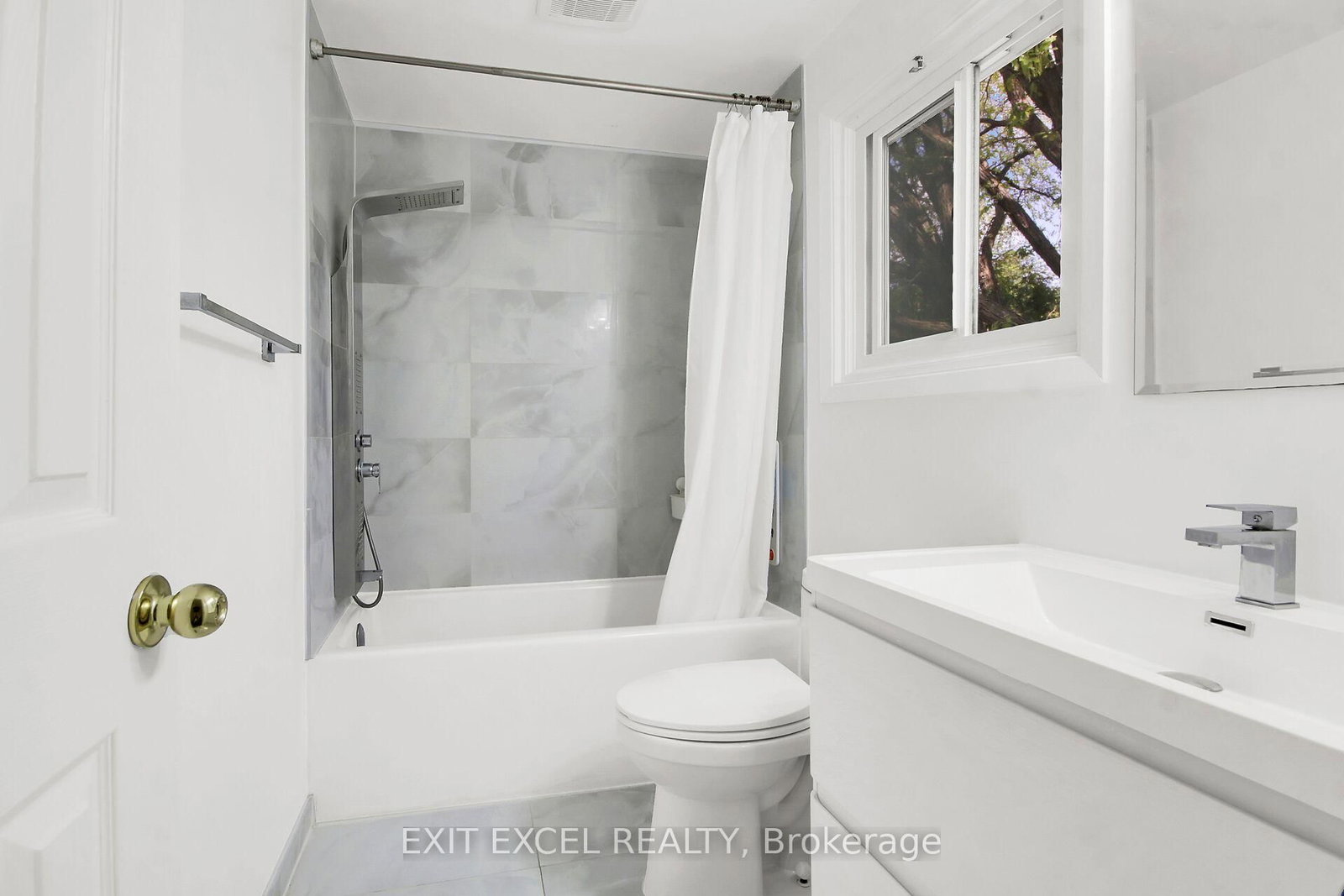 25 Uxbridge Crescent • Ottawa, ON photo 25