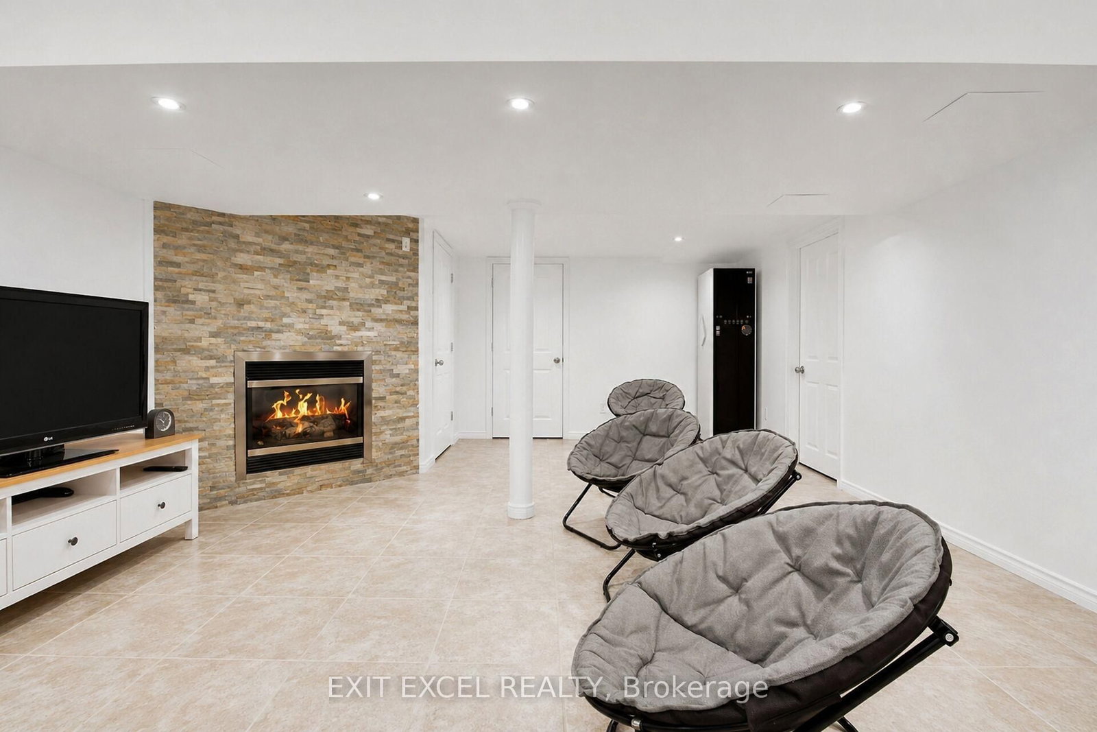 25 Uxbridge Crescent • Ottawa, ON photo 26