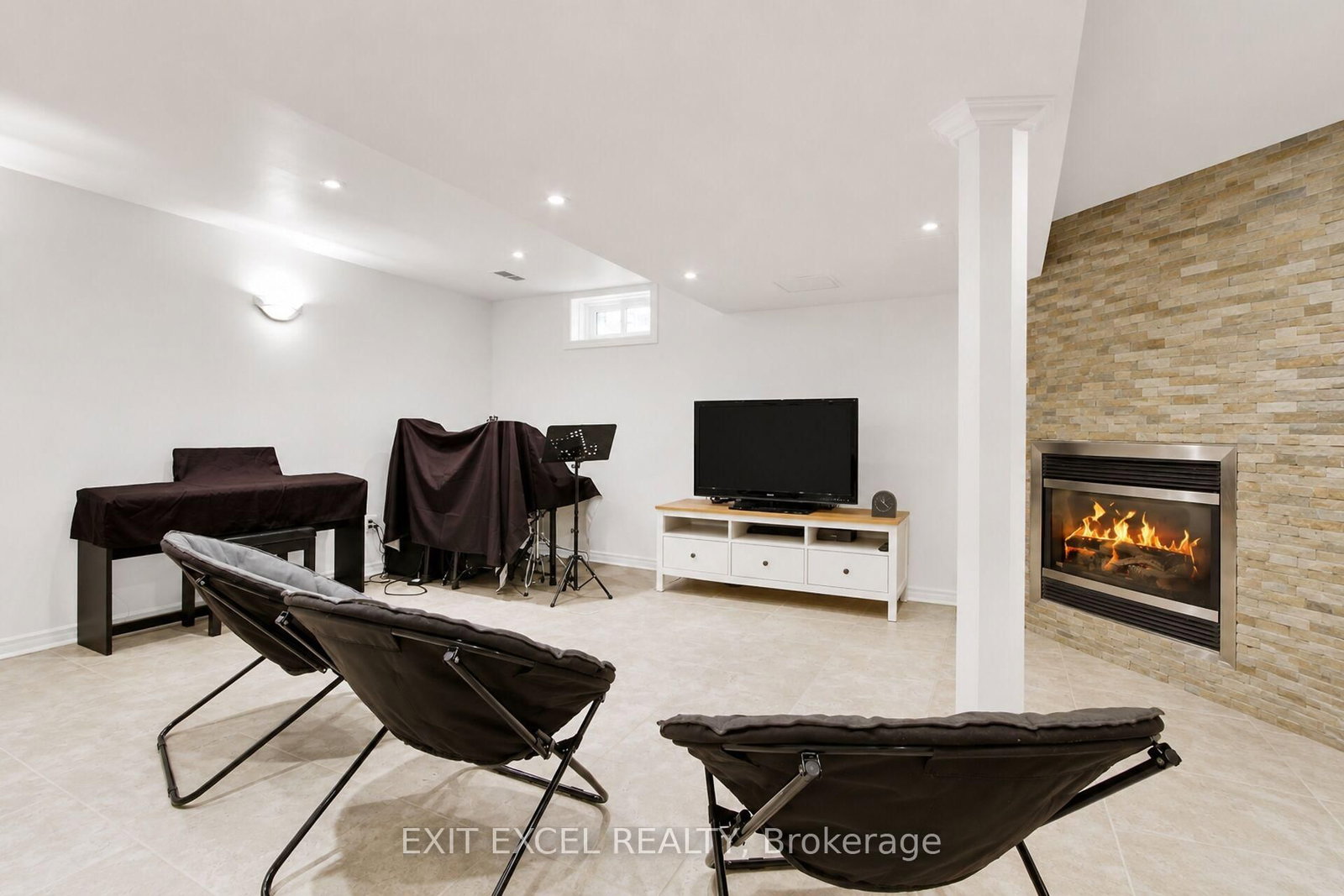 25 Uxbridge Crescent • Ottawa, ON photo 27
