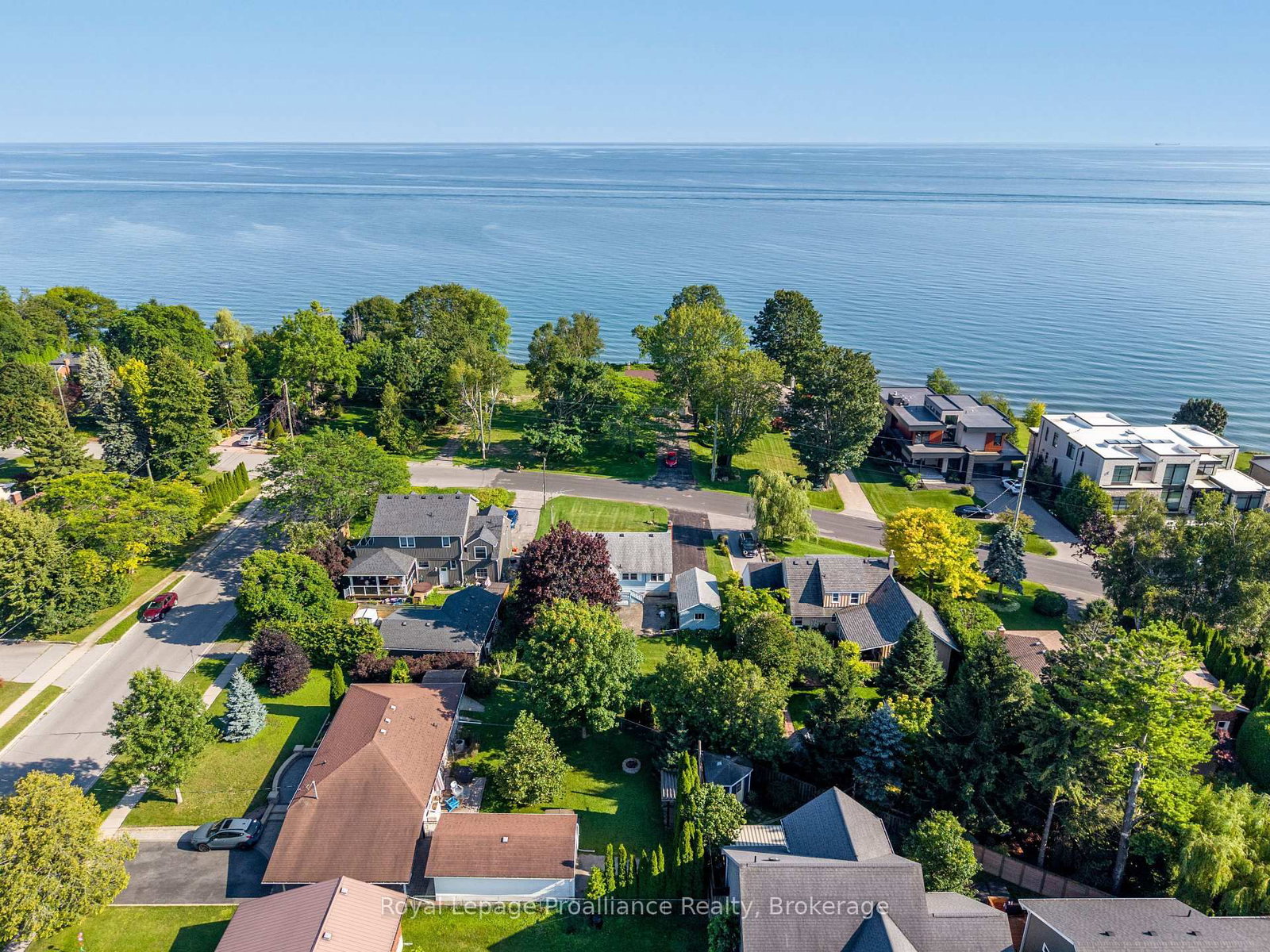 550 Lakeshore Road • Cobourg, ON photo 8