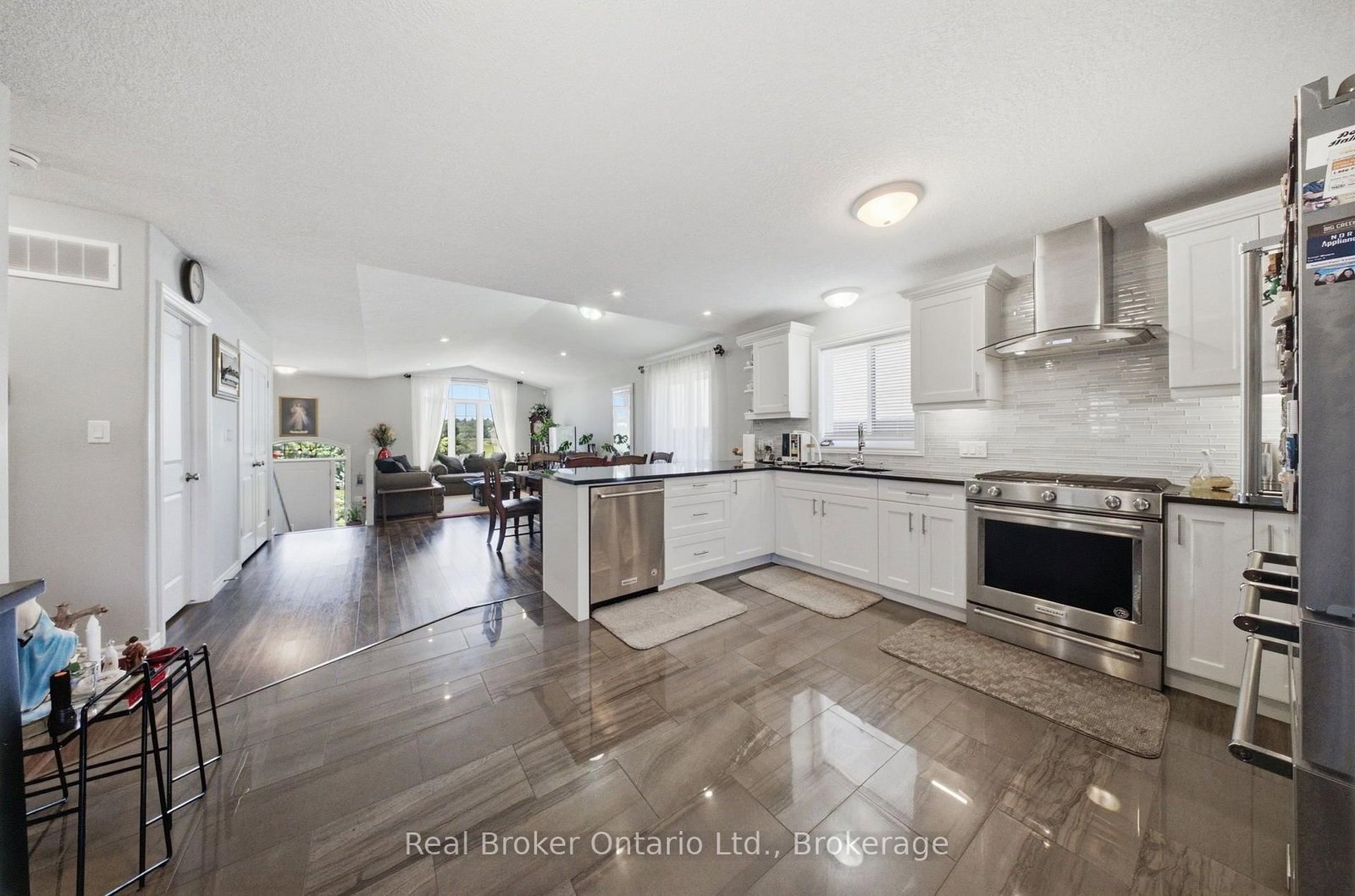360 Dover Avenue • Norfolk, ON photo 16