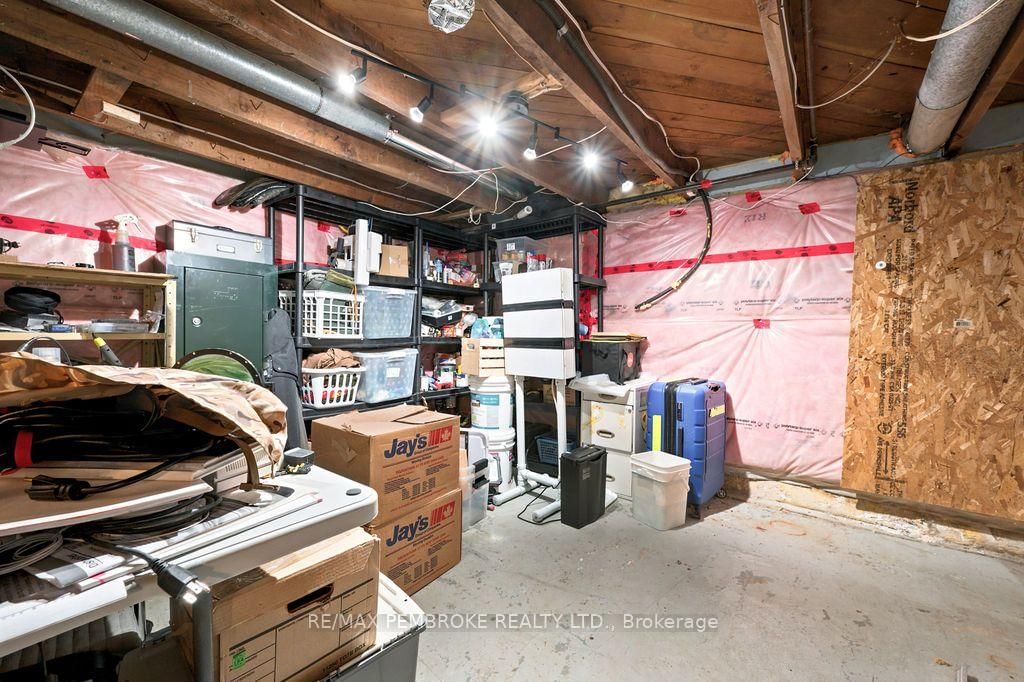 597 Almira Street S • Pembroke, ON photo 35