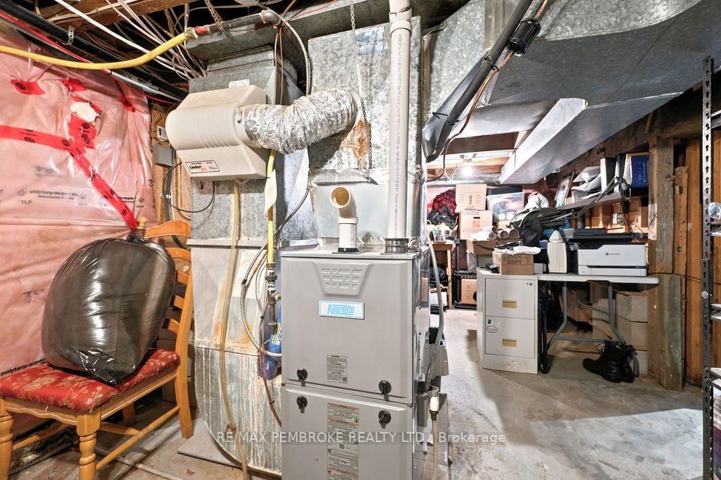 597 Almira Street S • Pembroke, ON photo 37