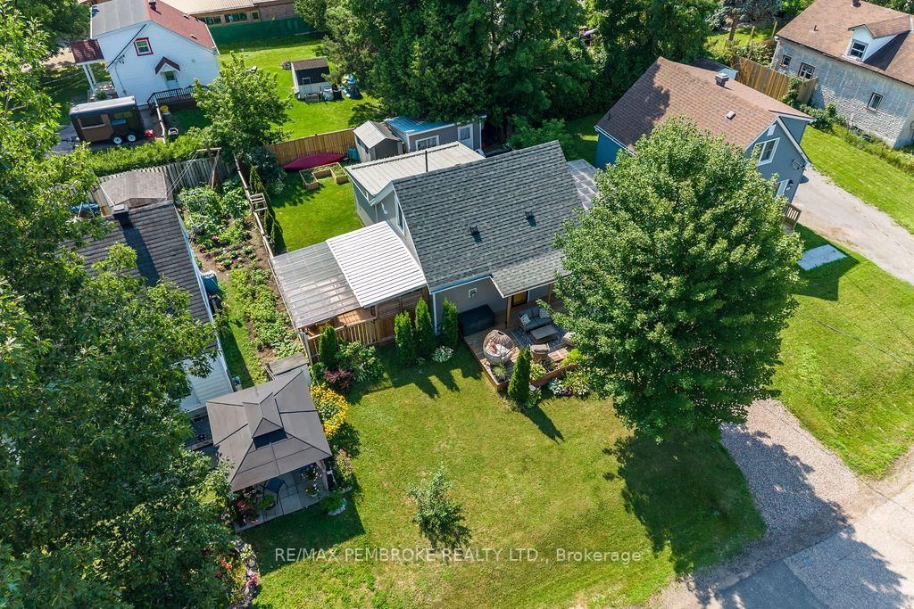 597 Almira Street S • Pembroke, ON photo 44