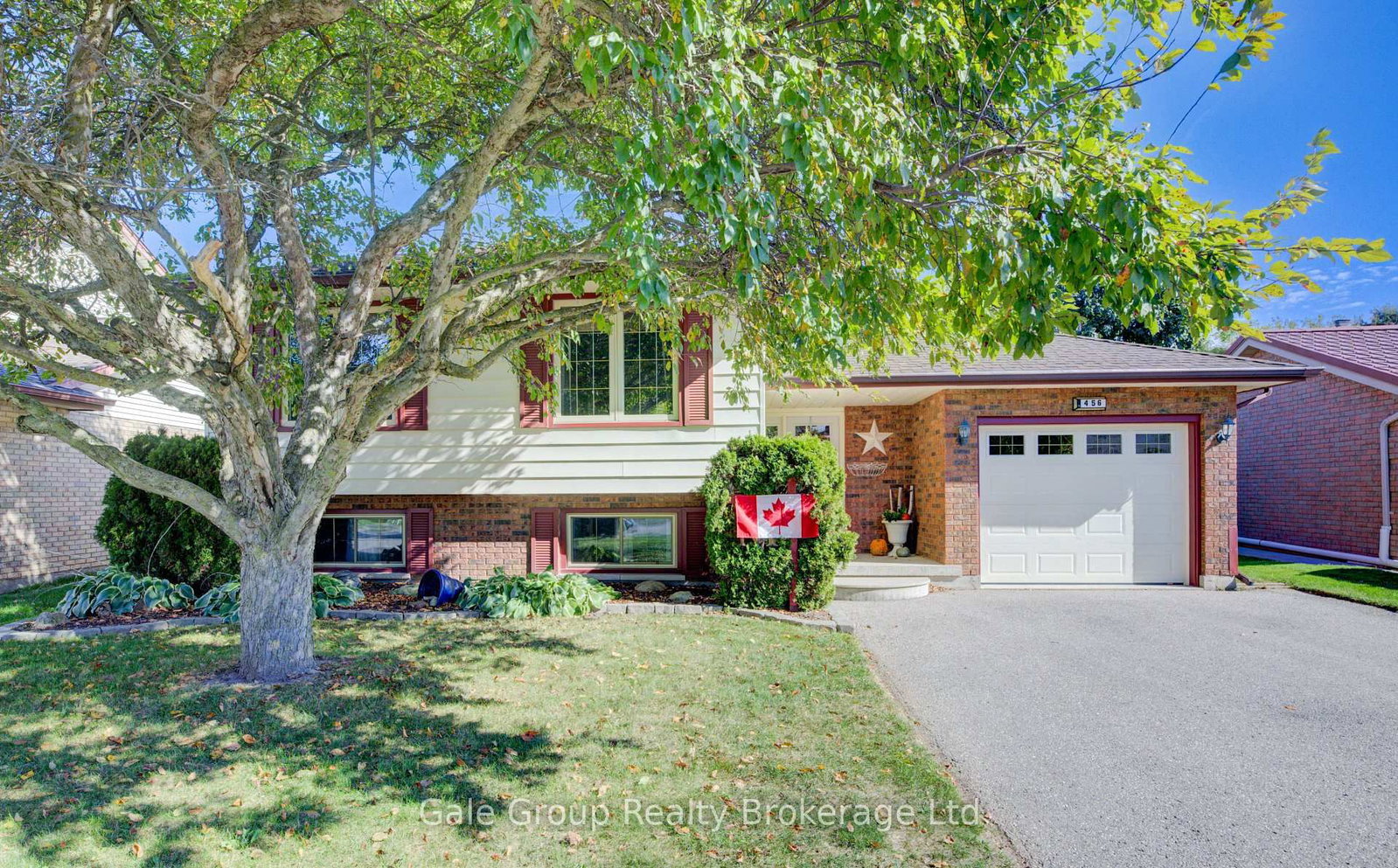456 Ojibway Street • Woodstock, ON photo 1