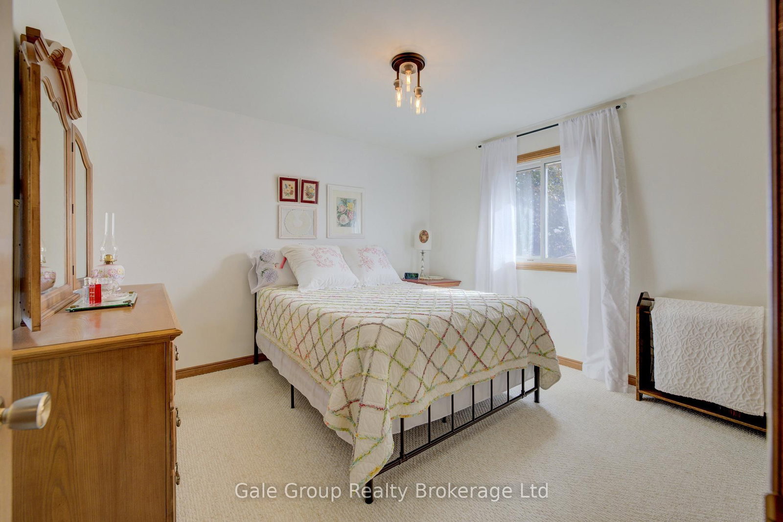 456 Ojibway Street • Woodstock, ON photo 16