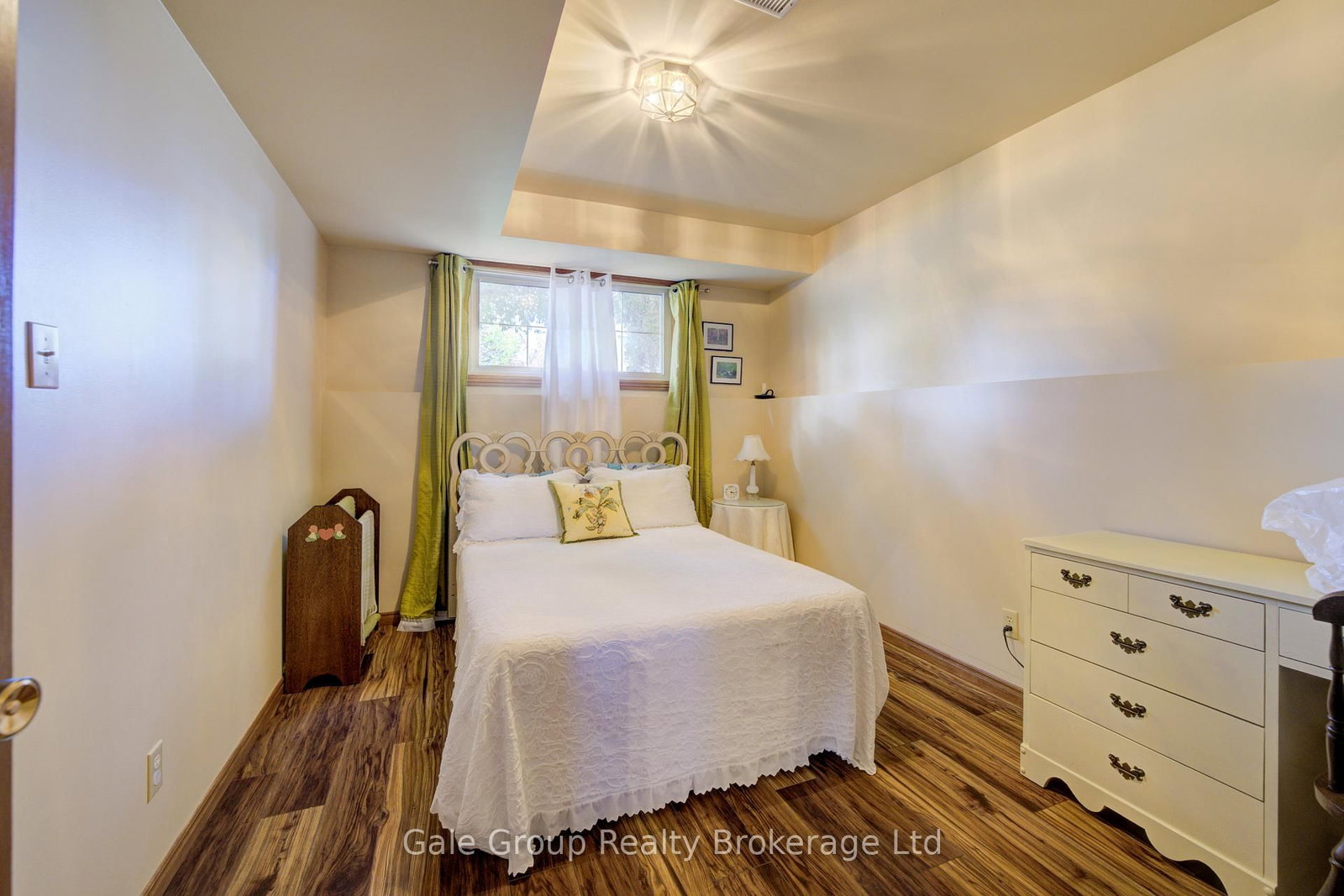 456 Ojibway Street • Woodstock, ON photo 22