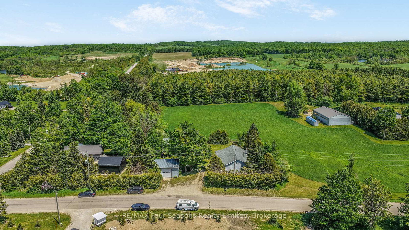 595365 4th Line • Blue Mountains, ON photo 28
