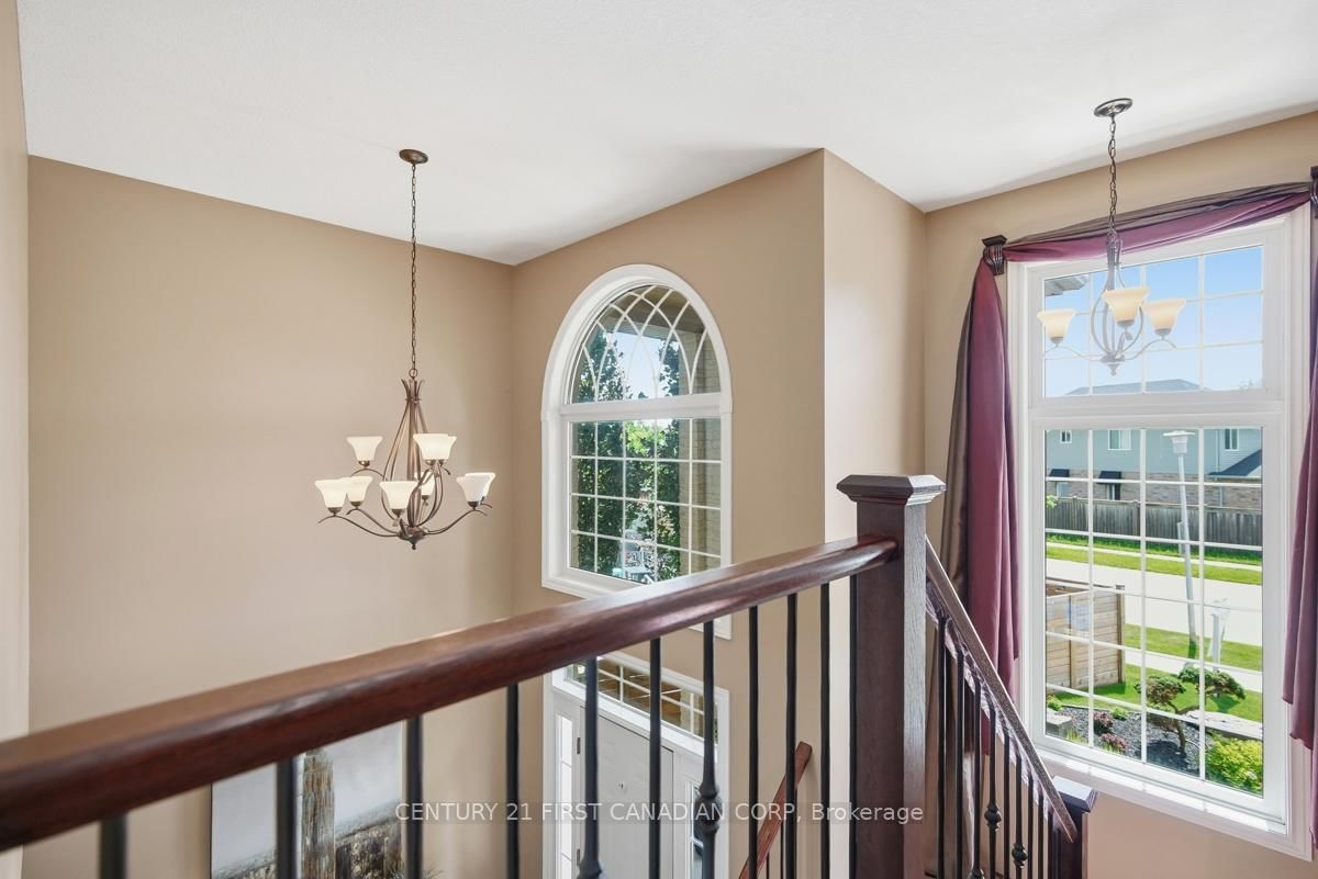 Detached House for sale at 1694 Green Gables Road, London South, Ontario, N6M 0A3 - South U - MLS: X13639730