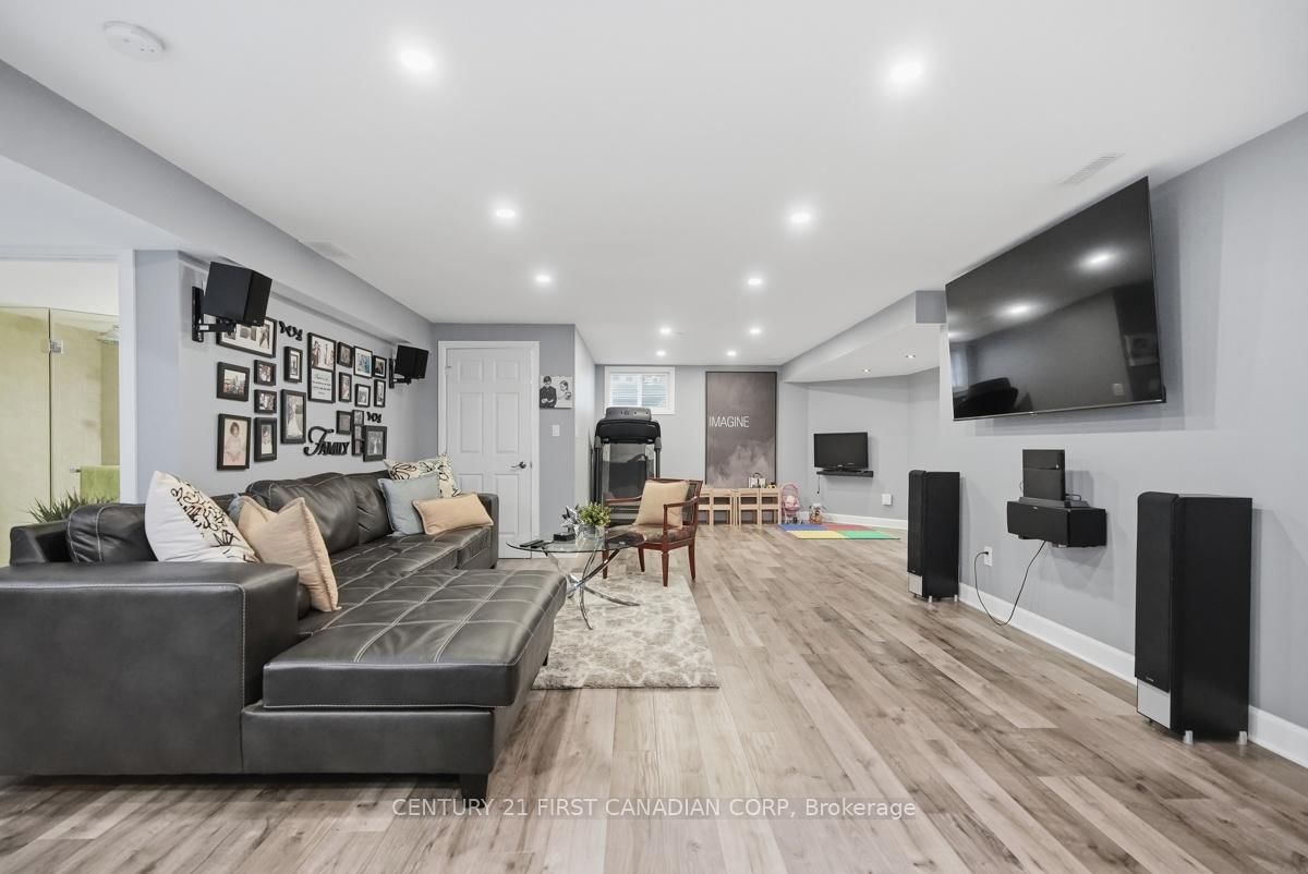 Detached House for sale at 1694 Green Gables Road, London South, Ontario, N6M 0A3 - South U - MLS: X13639730
