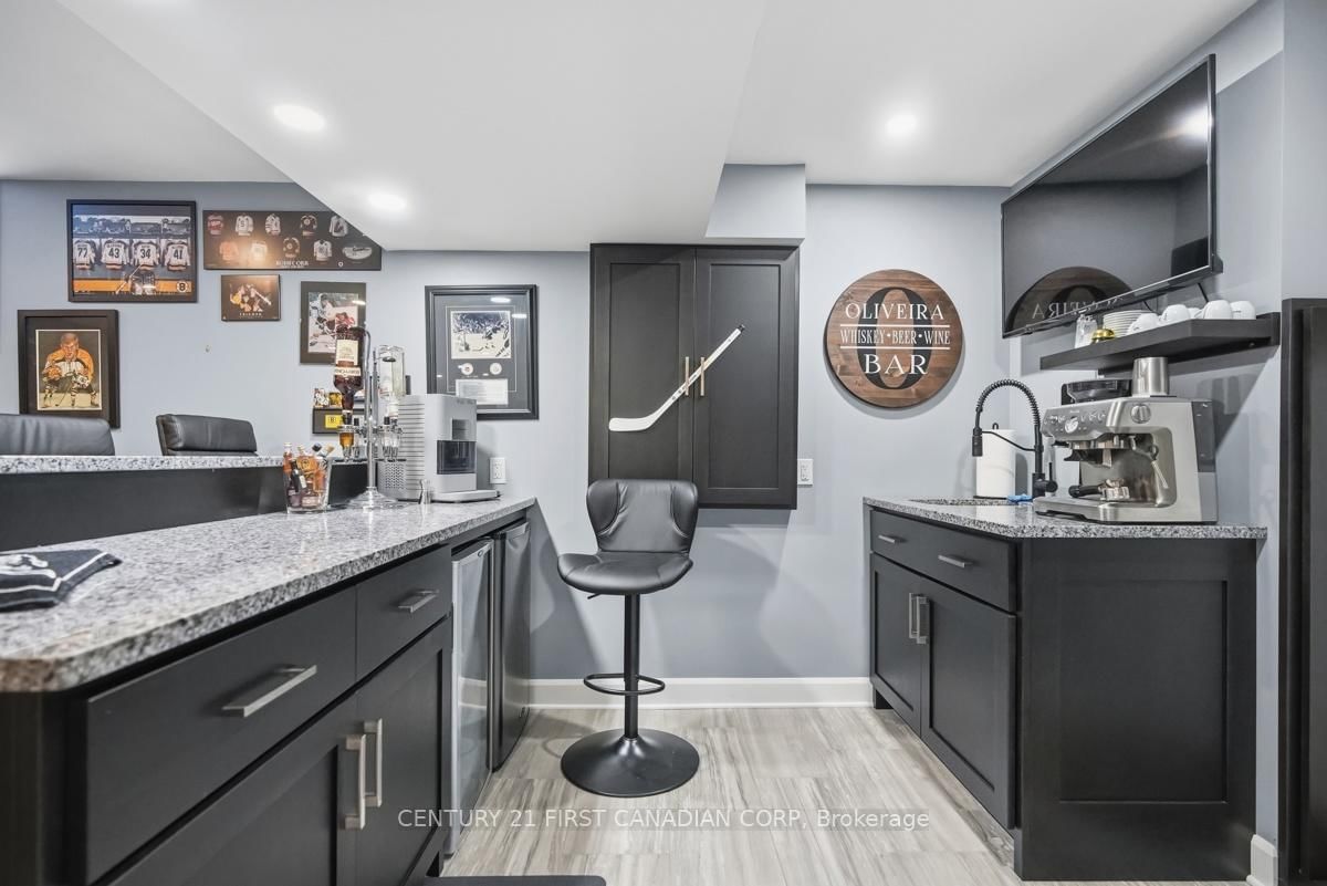 Detached House for sale at 1694 Green Gables Road, London South, Ontario, N6M 0A3 - South U - MLS: X13639730