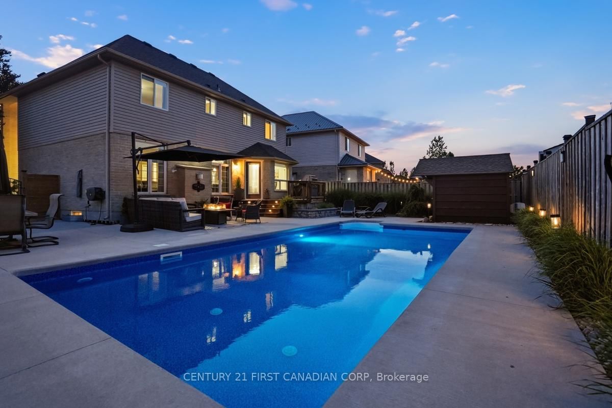 Listing Image 44