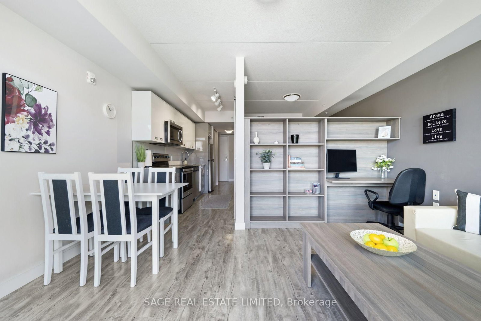Listing Image 7