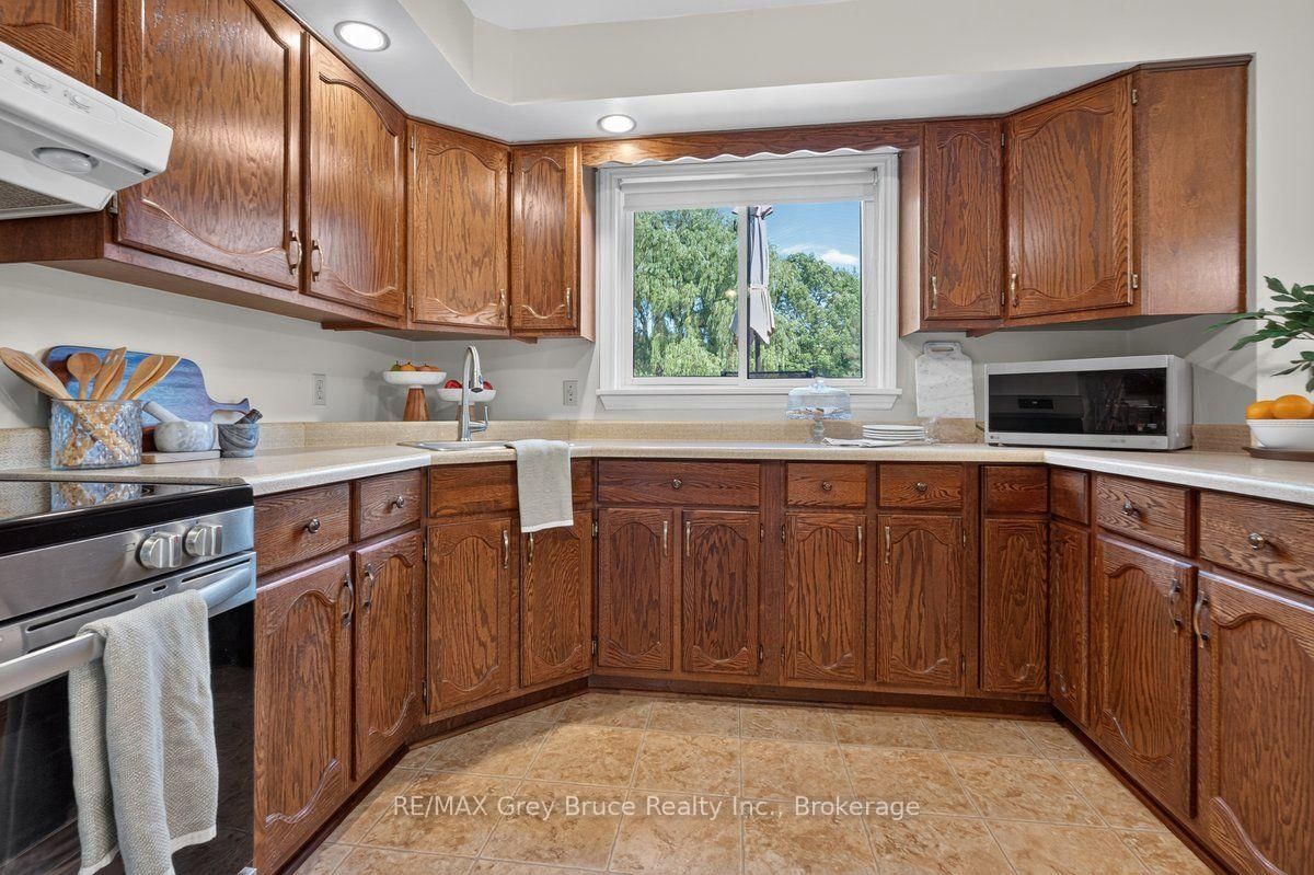 132 clearview Crescent • Meaford, ON photo 22