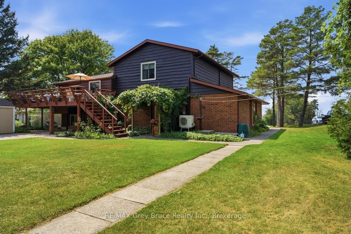 132 clearview Crescent • Meaford, ON photo 5
