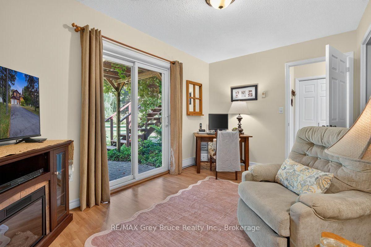 132 clearview Crescent • Meaford, ON photo 9
