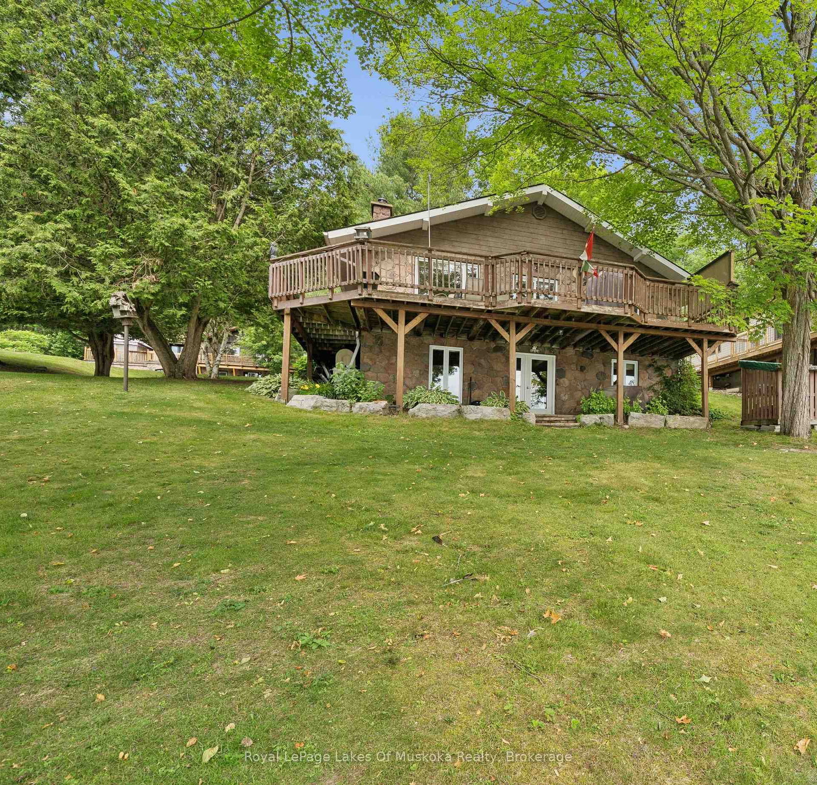 1082 Kawagama Lake Road • Algonquin Highlands, ON photo 12