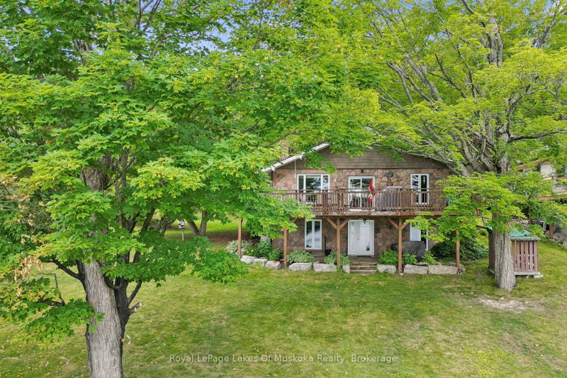 1082 Kawagama Lake Road