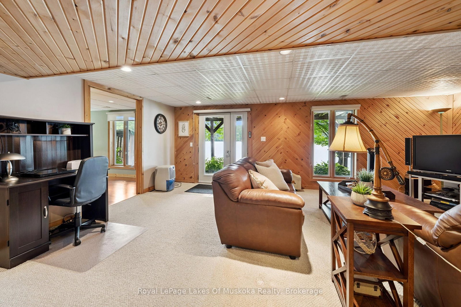 1082 Kawagama Lake Road • Algonquin Highlands, ON photo 28