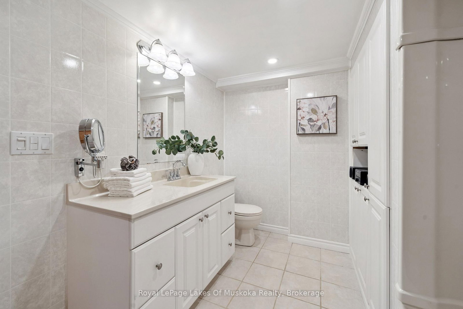 1082 Kawagama Lake Road • Algonquin Highlands, ON photo 37
