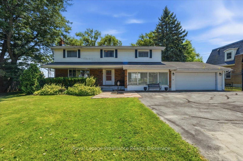 1658 Old Highway 2