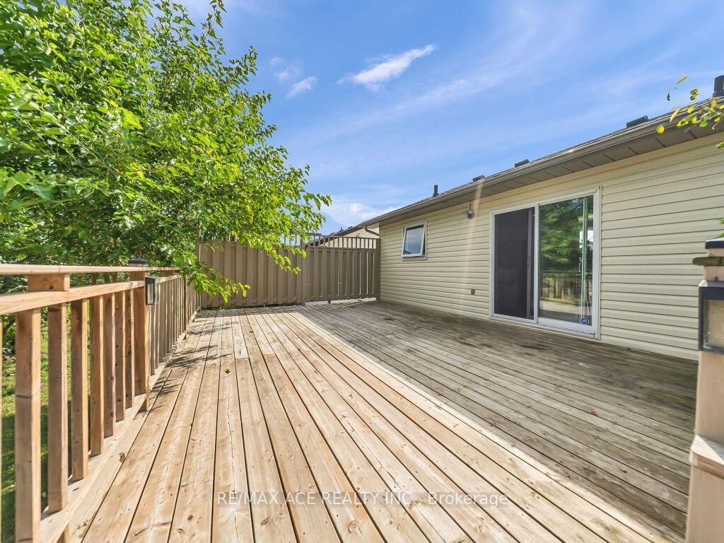 46 McLachlan Place • Guelph, ON photo 36