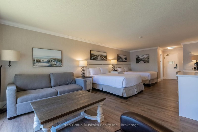 302 - 302 Bayshore - Deerhurst Drive