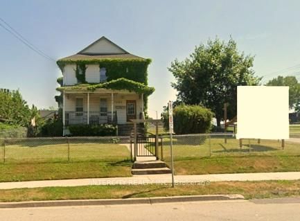 5602 Robinson Street • Niagara Falls, ON photo 1