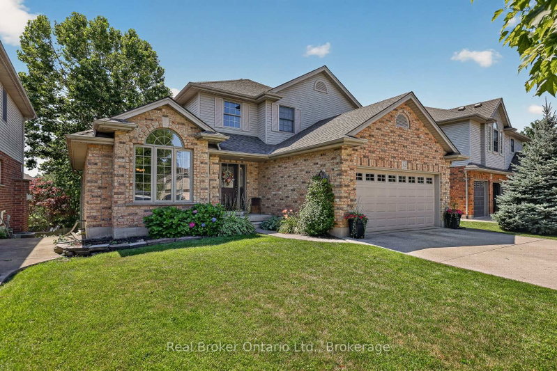 162 Kingfisher Avenue