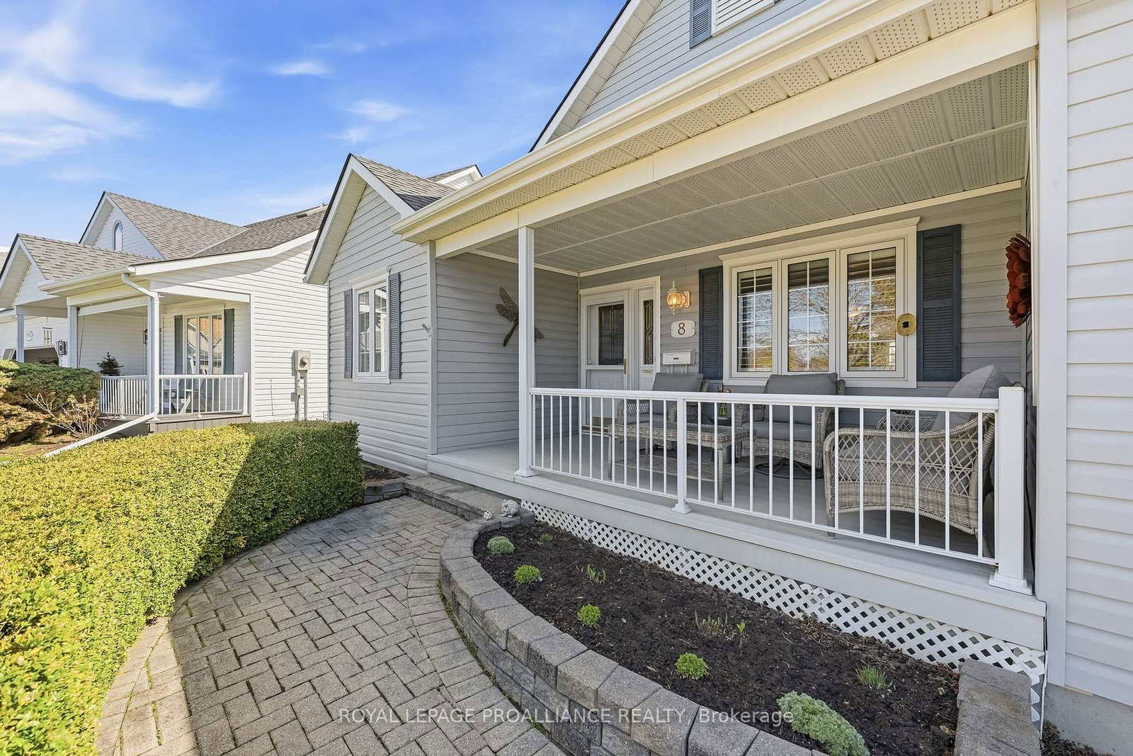 Listing Image 9
