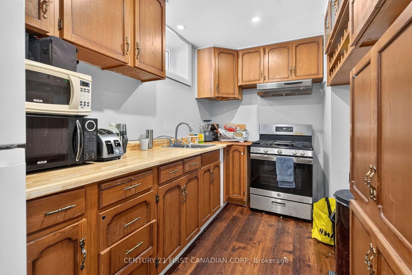 Listing Image 22
