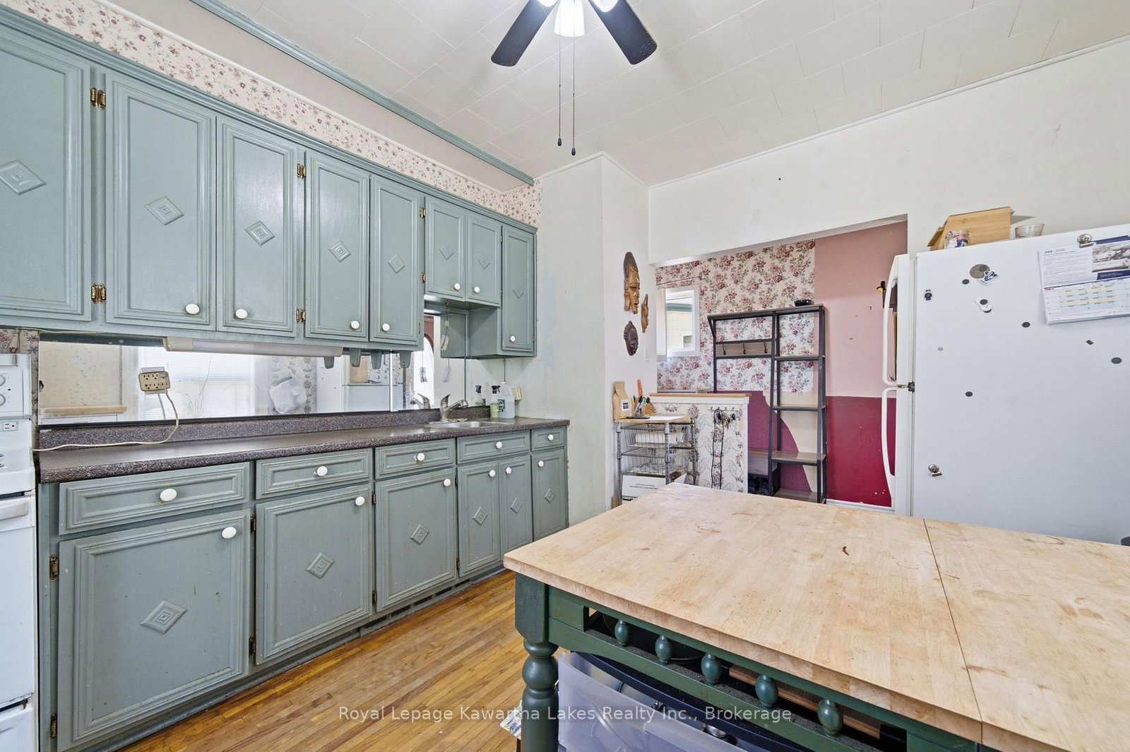 Listing Image 15