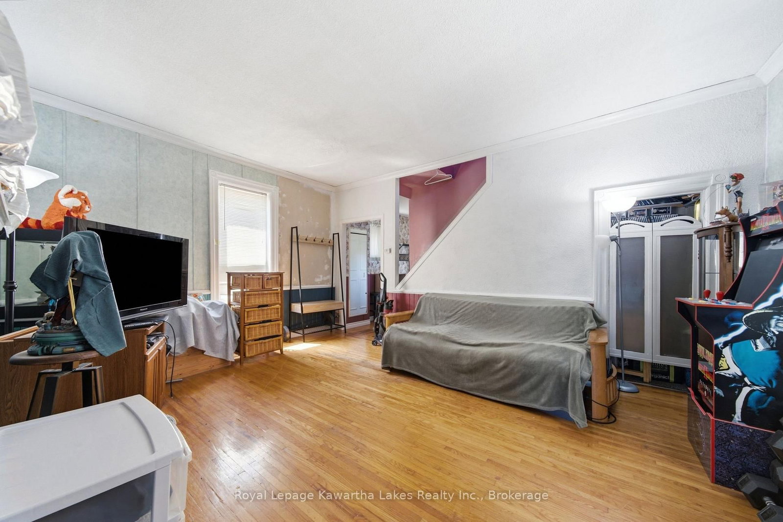 Listing Image 16