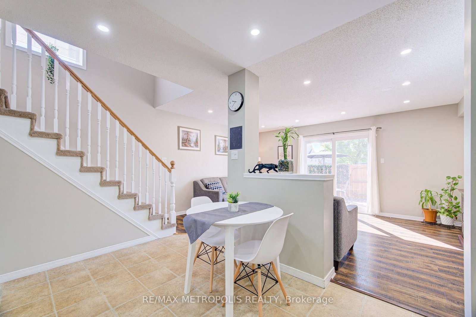 124 GOSLING Gardens • #37 • Guelph, ON photo 12