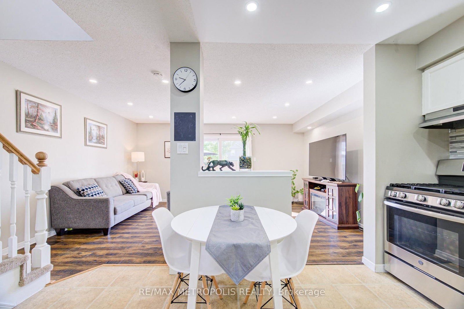 124 GOSLING Gardens • #37 • Guelph, ON photo 13