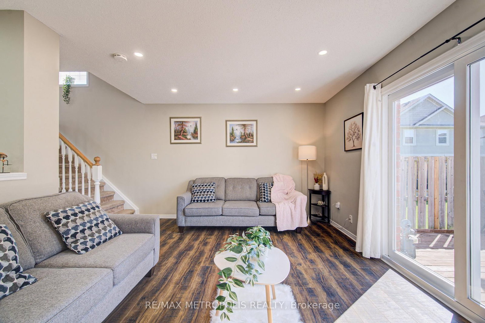 124 GOSLING Gardens • #37 • Guelph, ON photo 18