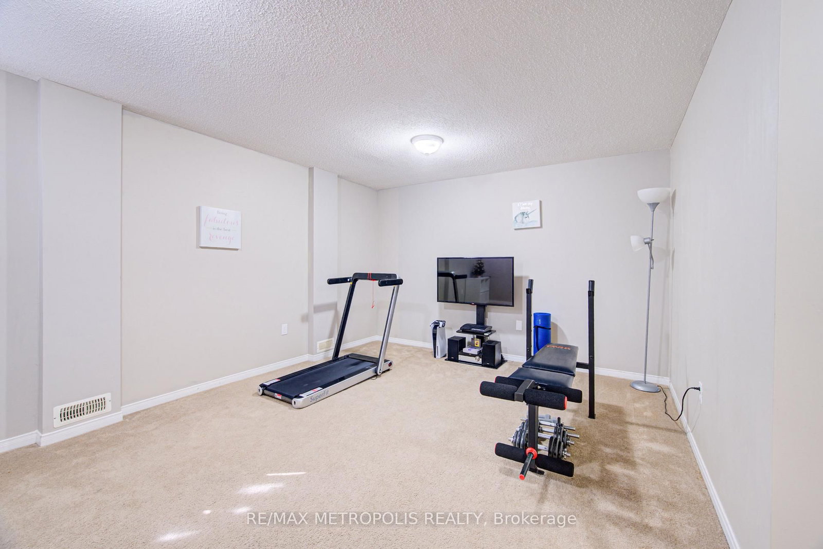 124 GOSLING Gardens • #37 • Guelph, ON photo 26