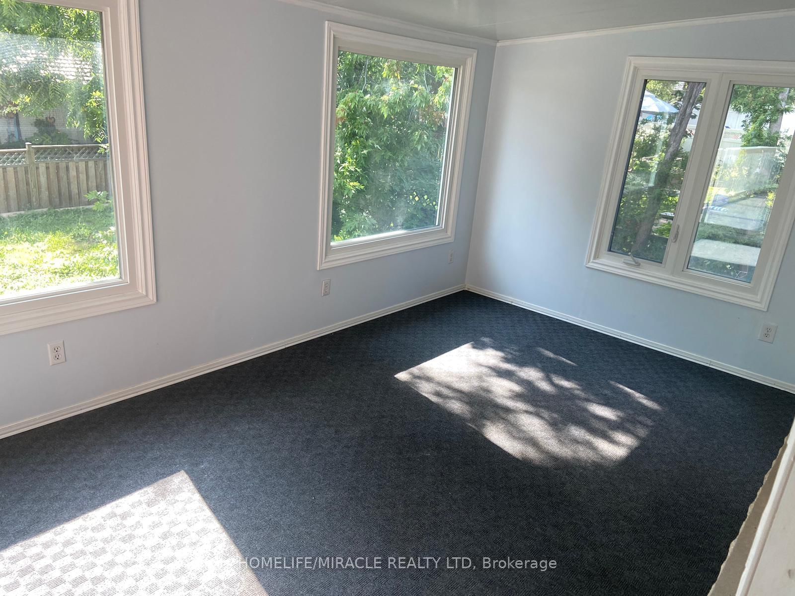 Main floor - 25 Thornridge Crescent, Kitchener 2