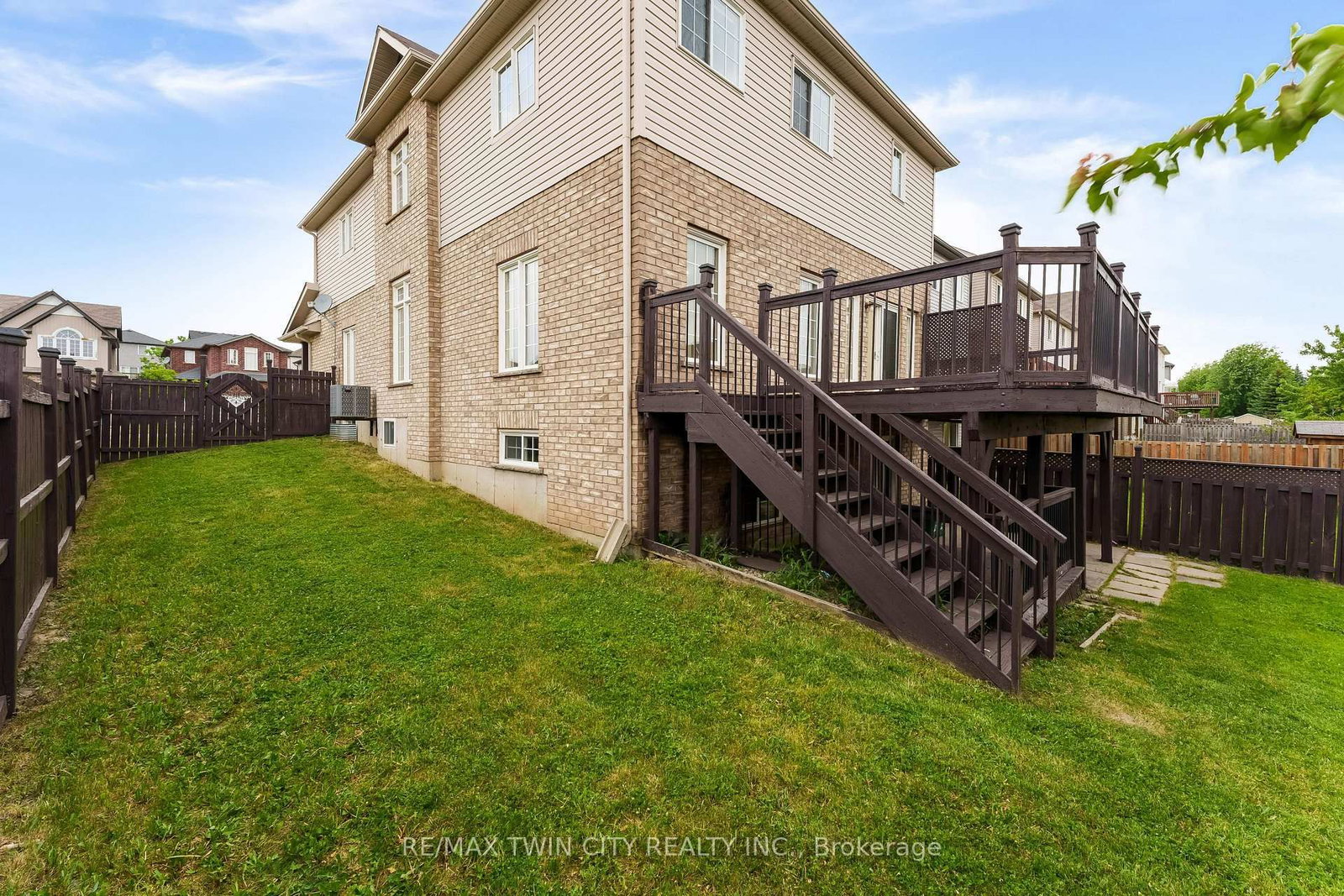 1263 Countrystone Drive • Kitchener, ON photo 39