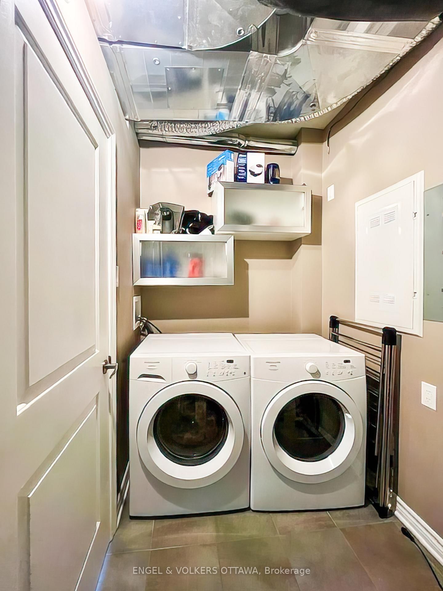 25 Earlton Private • #1 • Ottawa, ON photo 13