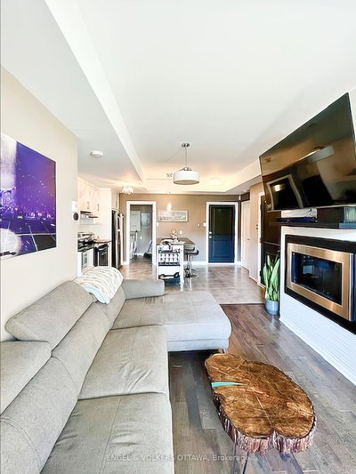 25 Earlton Private • #1 • Ottawa, ON photo 8
