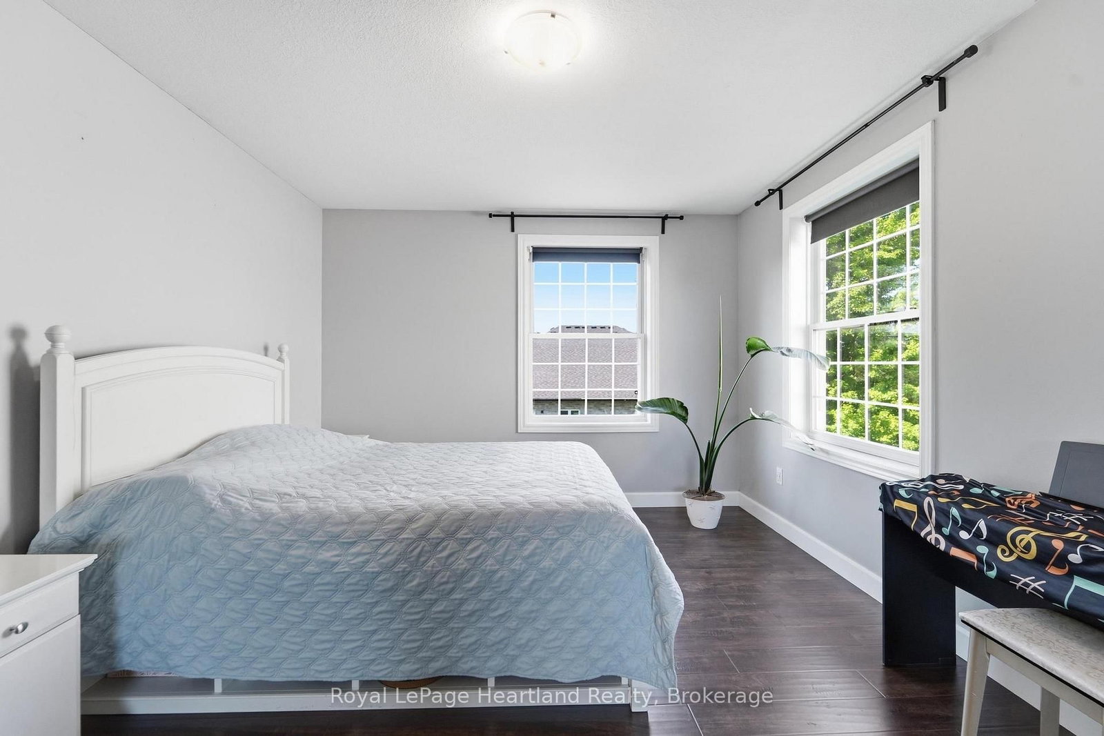 770 Scott Street W • North Perth, ON photo 18
