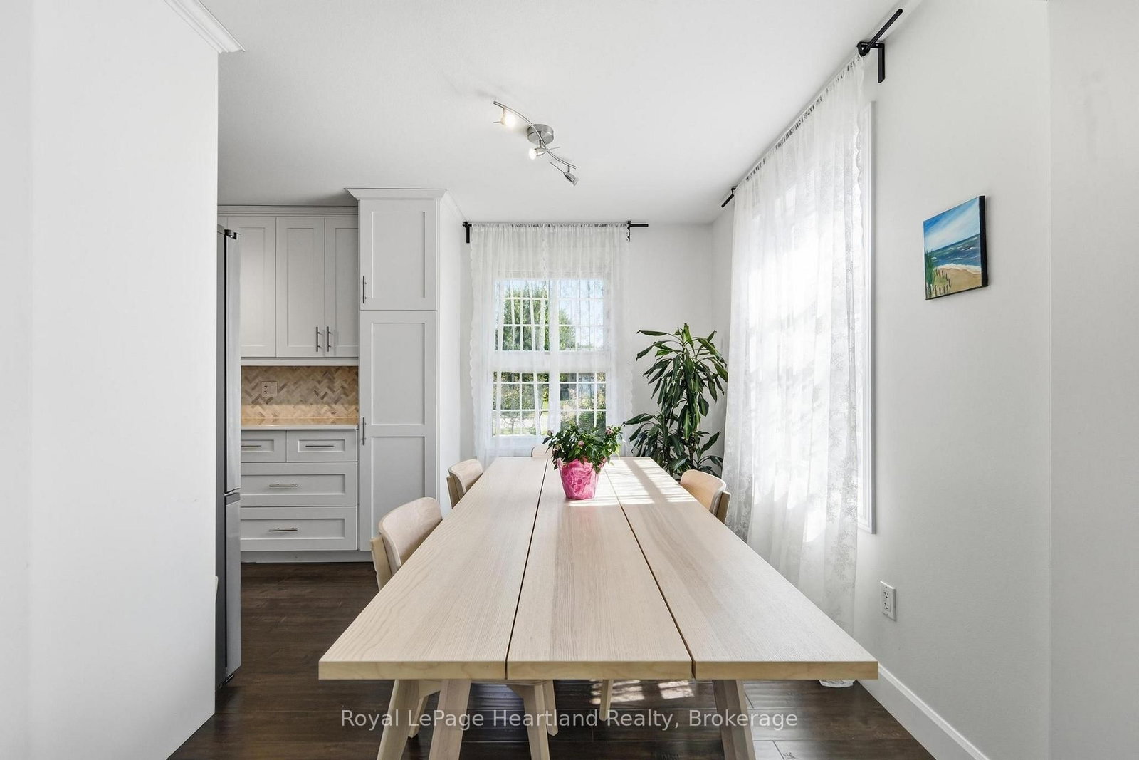 770 Scott Street W • North Perth, ON photo 8