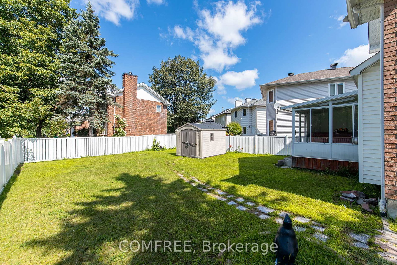 Listing Image 9