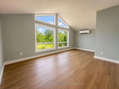 1848 County Road 9 • Napanee, ON photo 4
