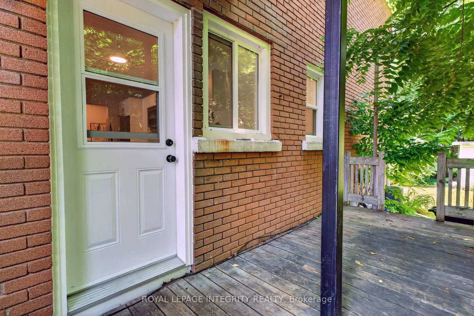 228 Woodroffe Avenue • Ottawa, ON photo 13