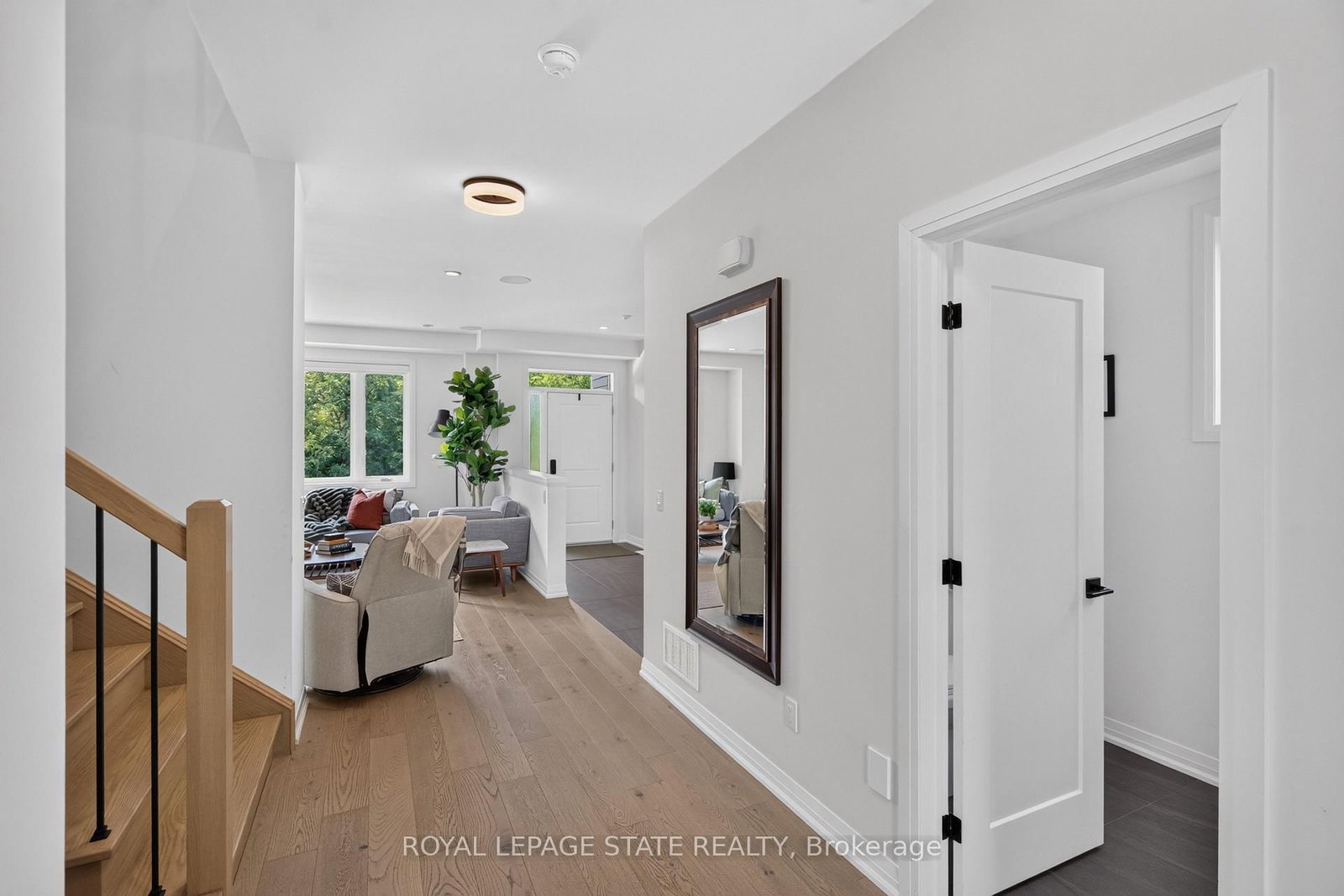 206 Canada Street • Hamilton, ON photo 11