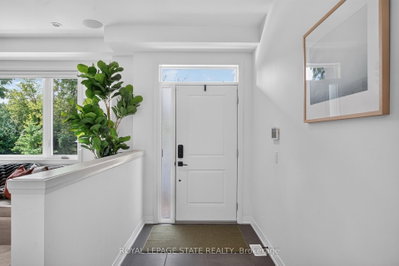 206 Canada Street • Hamilton, ON photo 3