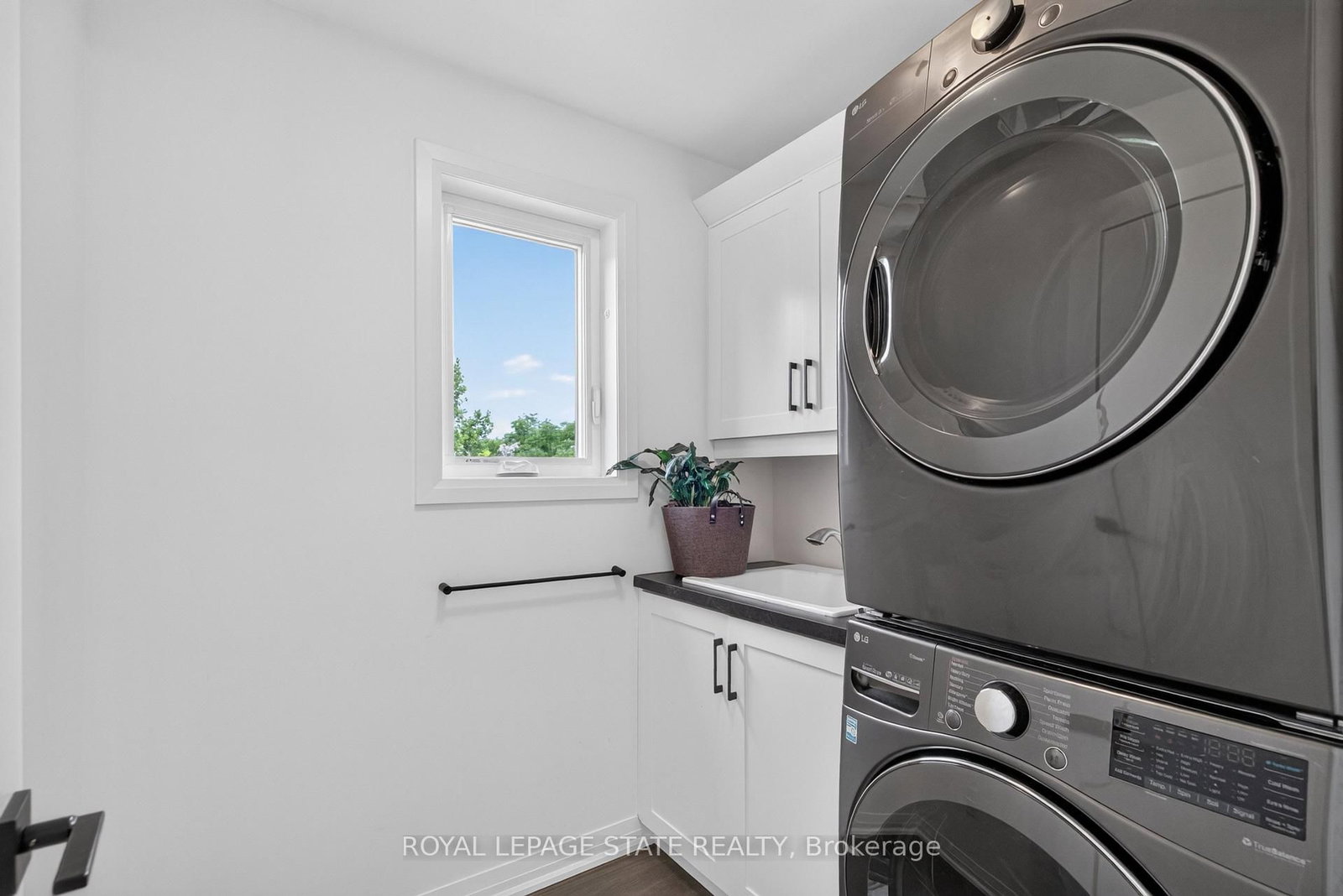 206 Canada Street • Hamilton, ON photo 37