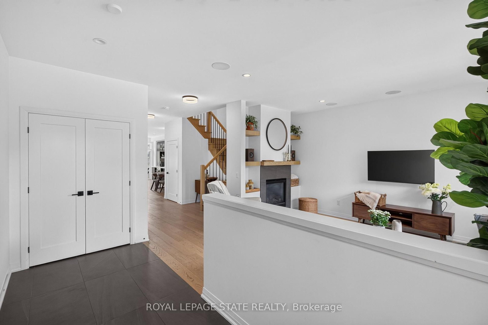 206 Canada Street • Hamilton, ON photo 4